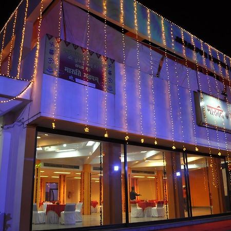 Hotel Maruti Mandapam จาบัลปูร์ ภายนอก รูปภาพ