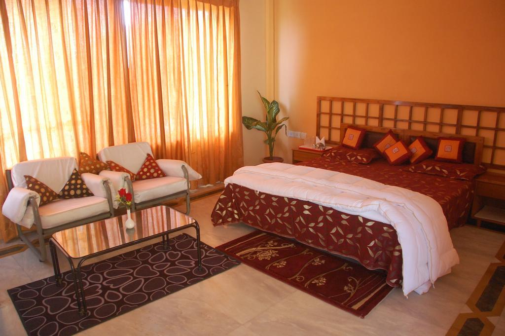 Hotel Maruti Mandapam จาบัลปูร์ ห้อง รูปภาพ