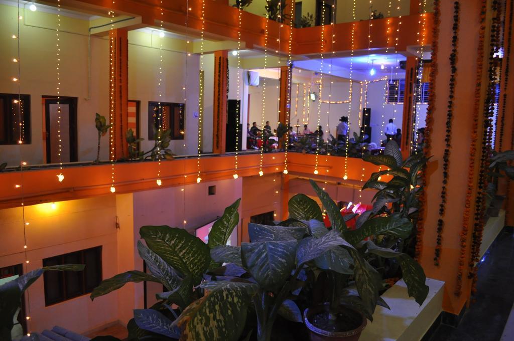 Hotel Maruti Mandapam จาบัลปูร์ ภายนอก รูปภาพ